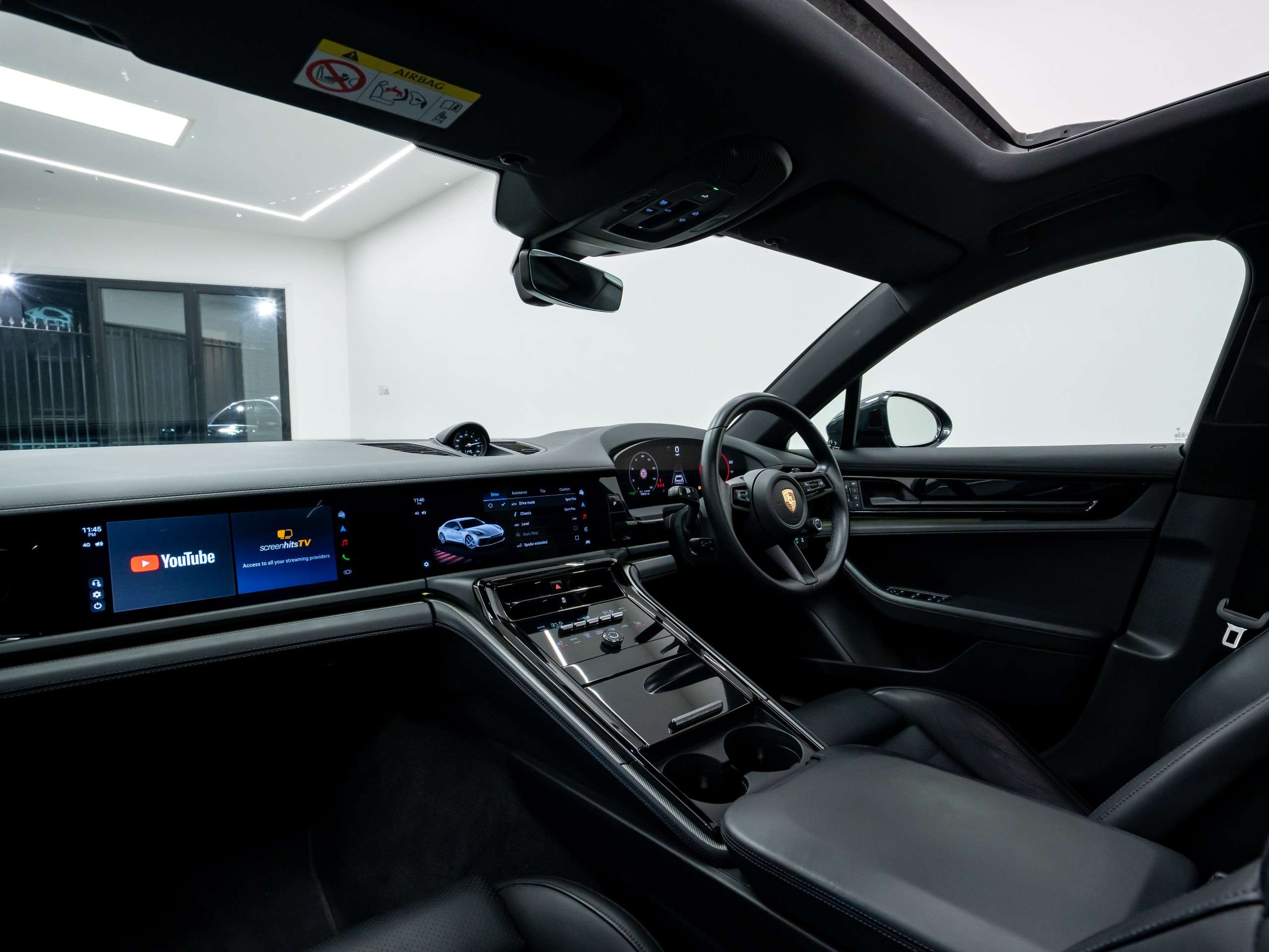 2024 PORSCHE PANAMERA 2024 PORSCHE PANAMERA