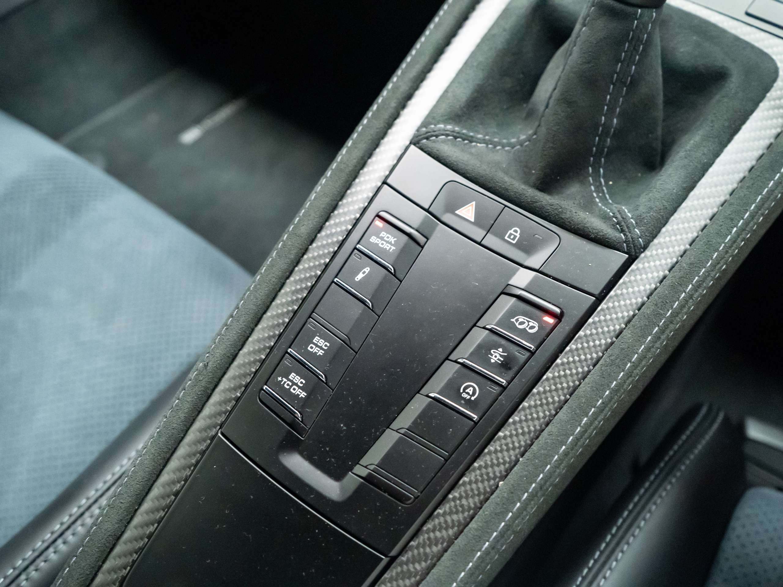 2024 PORSCHE CAYMAN 2024 PORSCHE CAYMAN