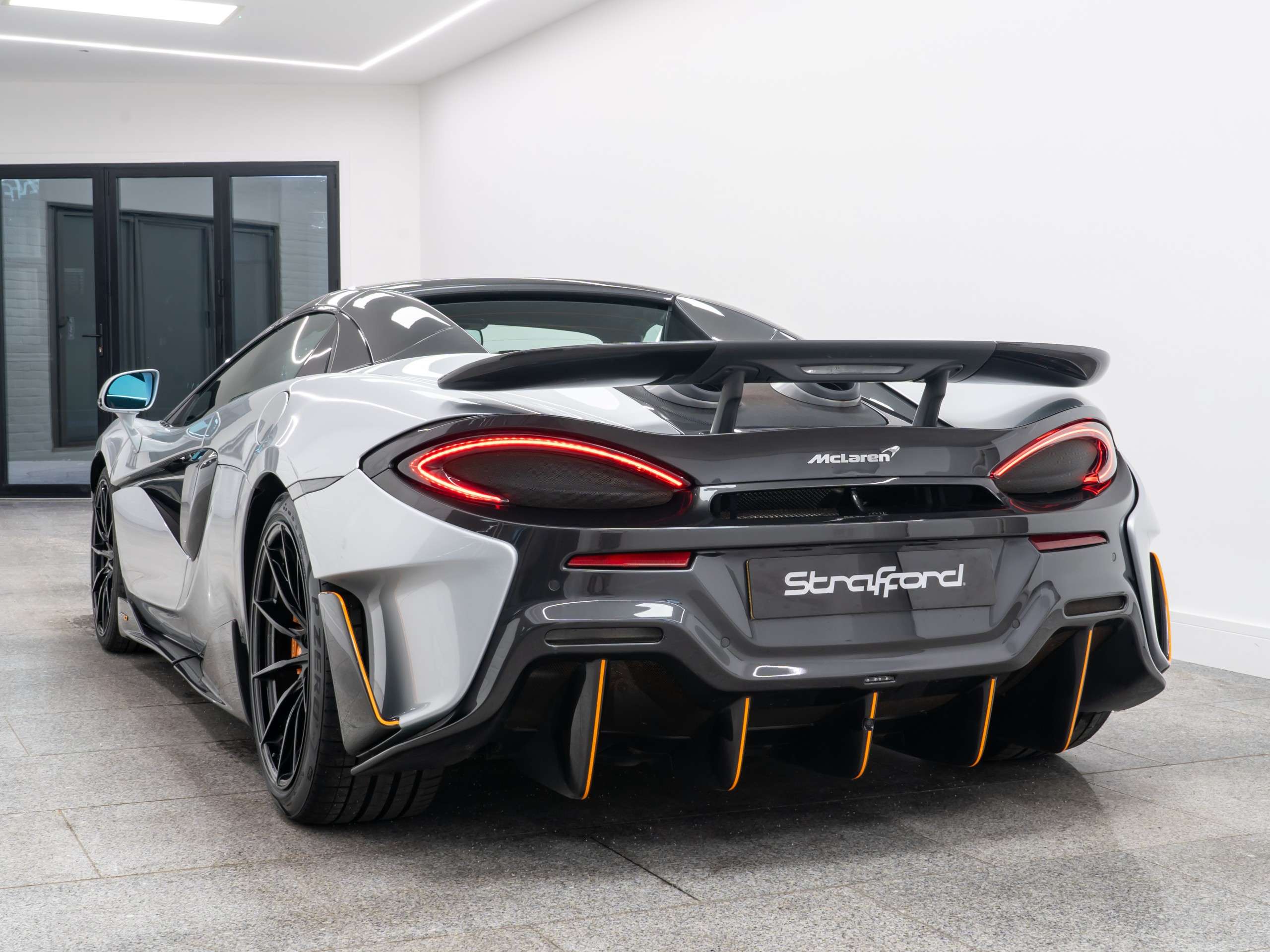 2019 MCLAREN 600LT 2019 MCLAREN 600LT