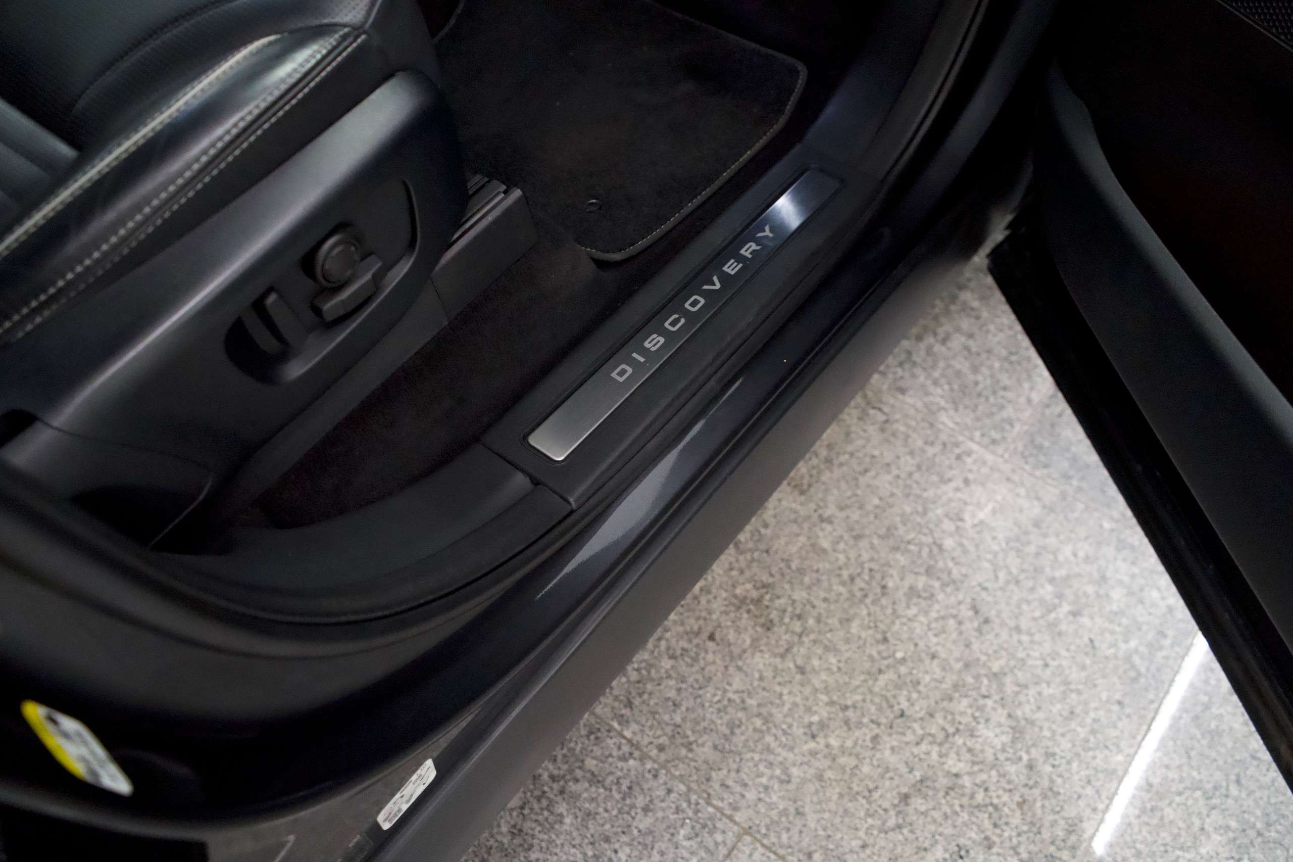 2018 LAND ROVER DISCOVERY 2018 LAND ROVER DISCOVERY