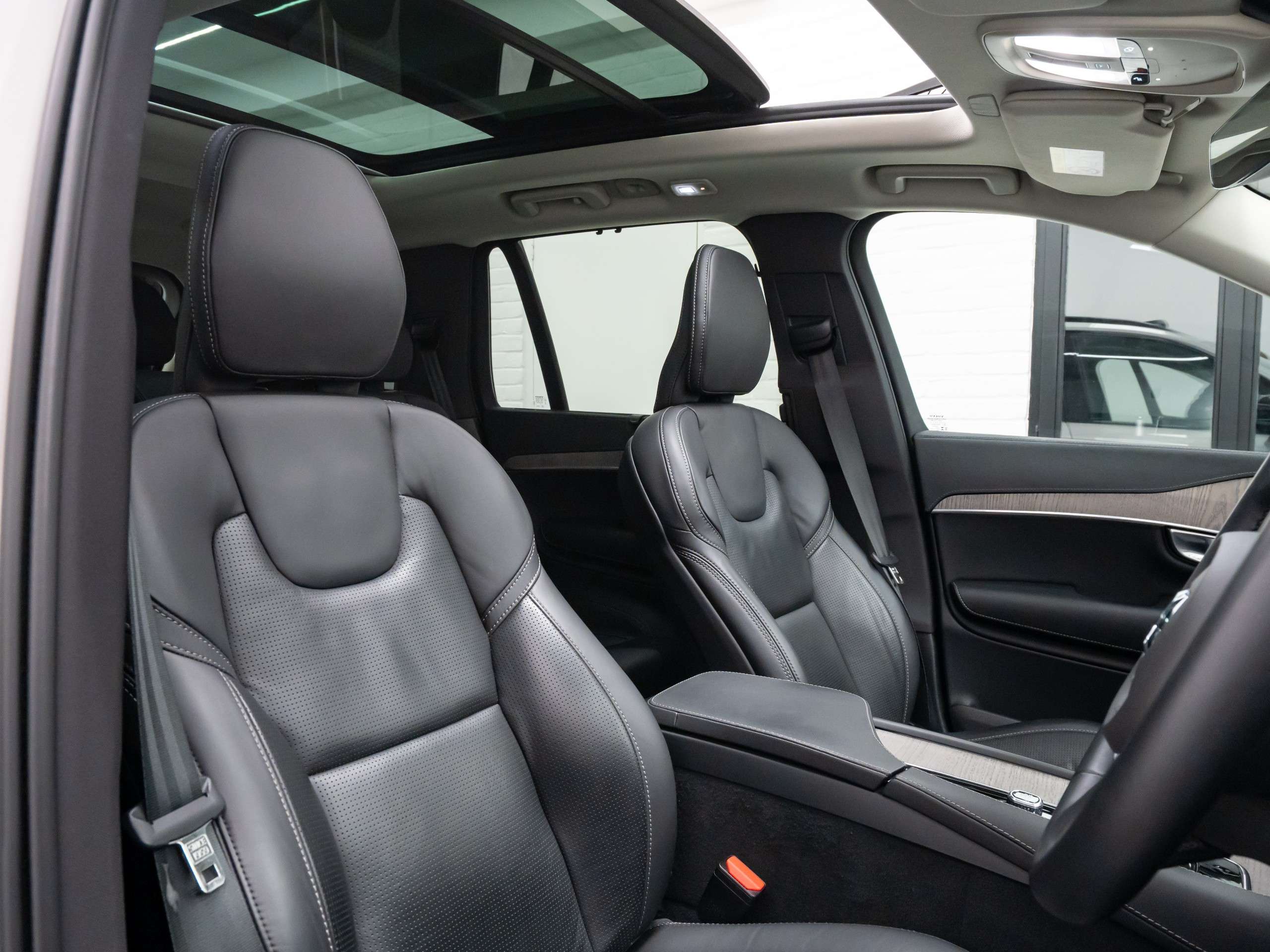 null VOLVO XC90 null VOLVO XC90