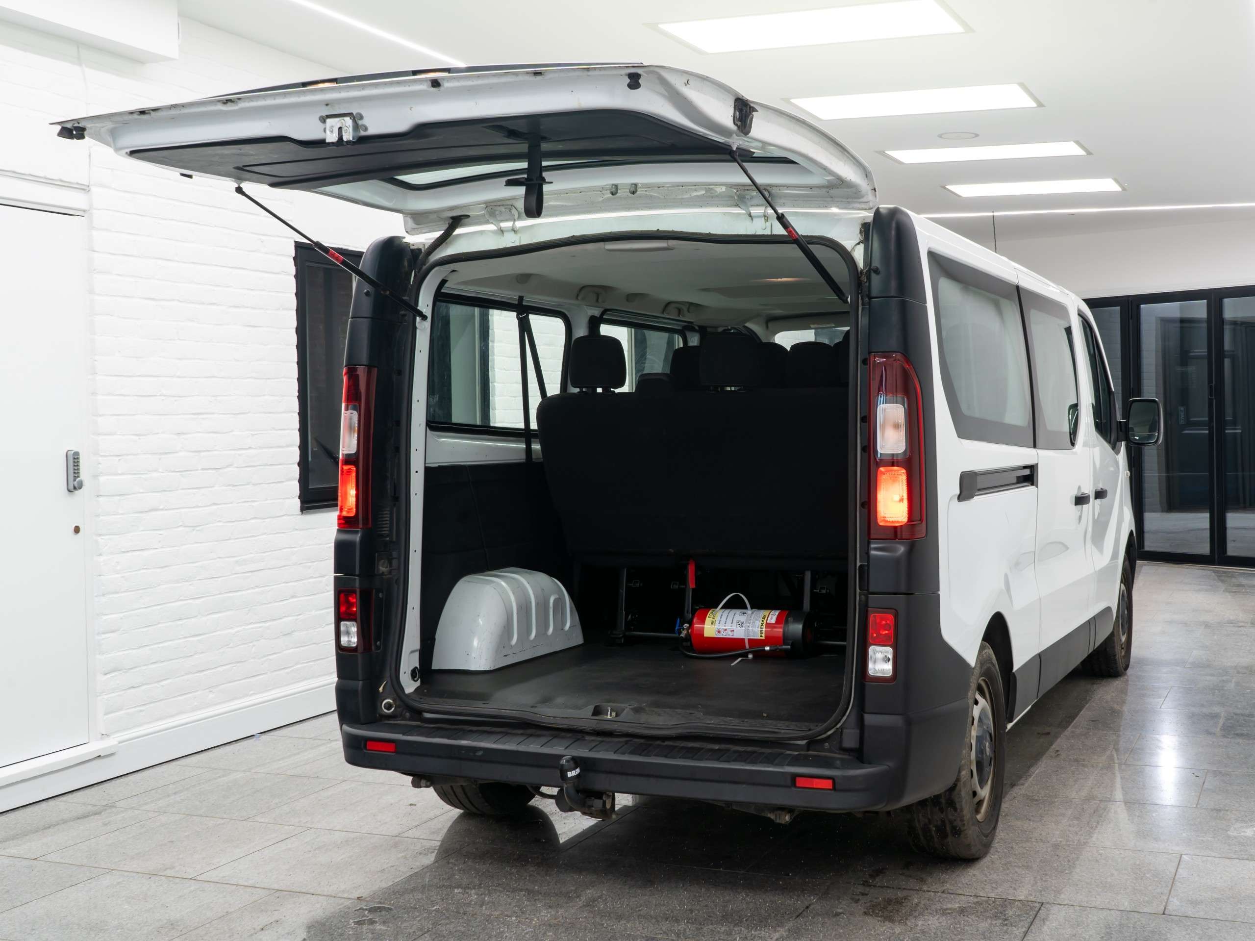 2017 VAUXHALL VIVARO 2017 VAUXHALL VIVARO