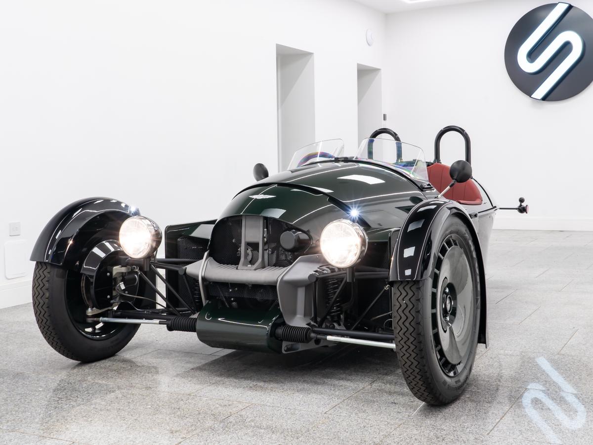 Check out this Morgan Super 3 Petrol Manual