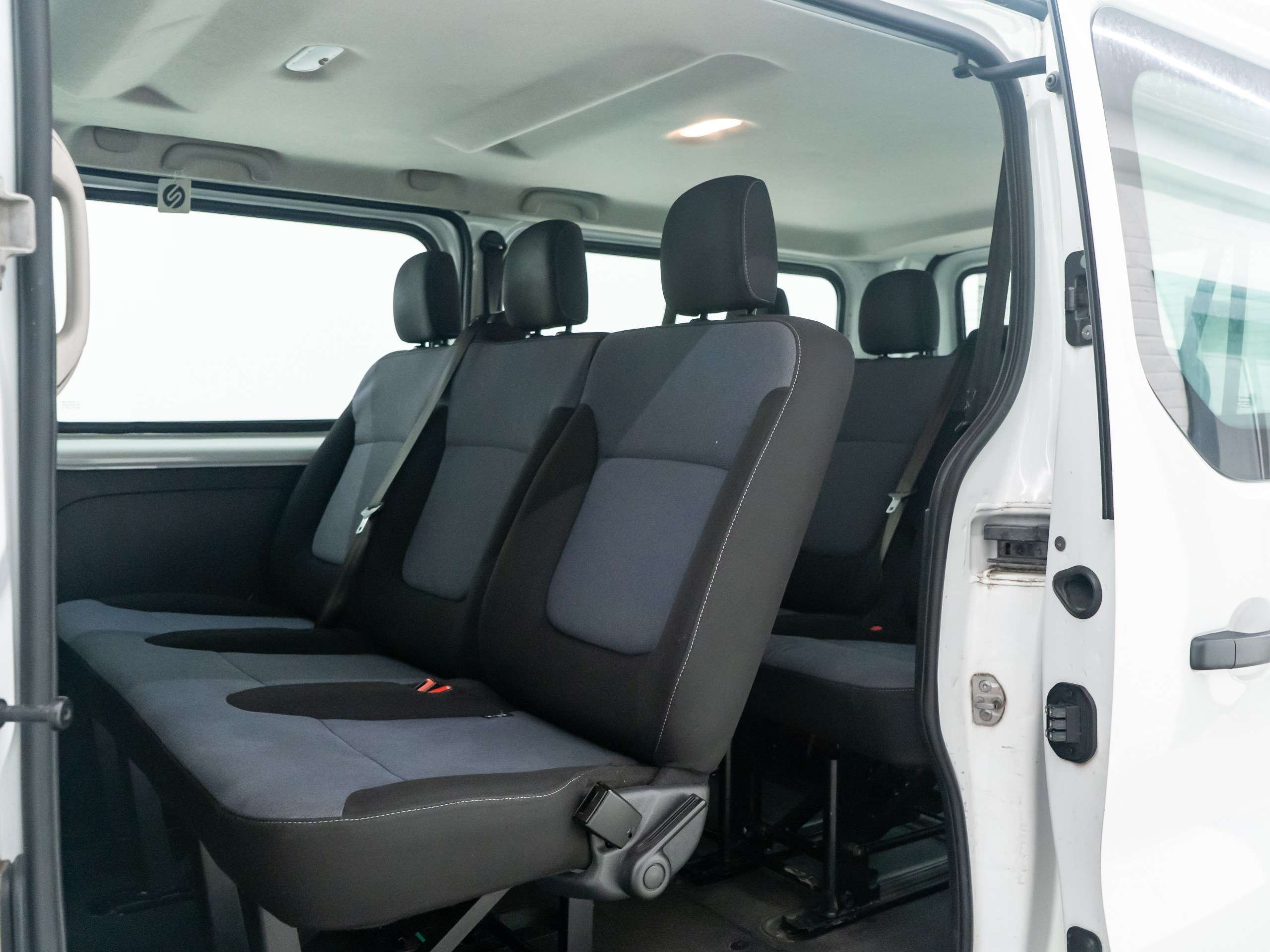 2017 VAUXHALL VIVARO 2017 VAUXHALL VIVARO