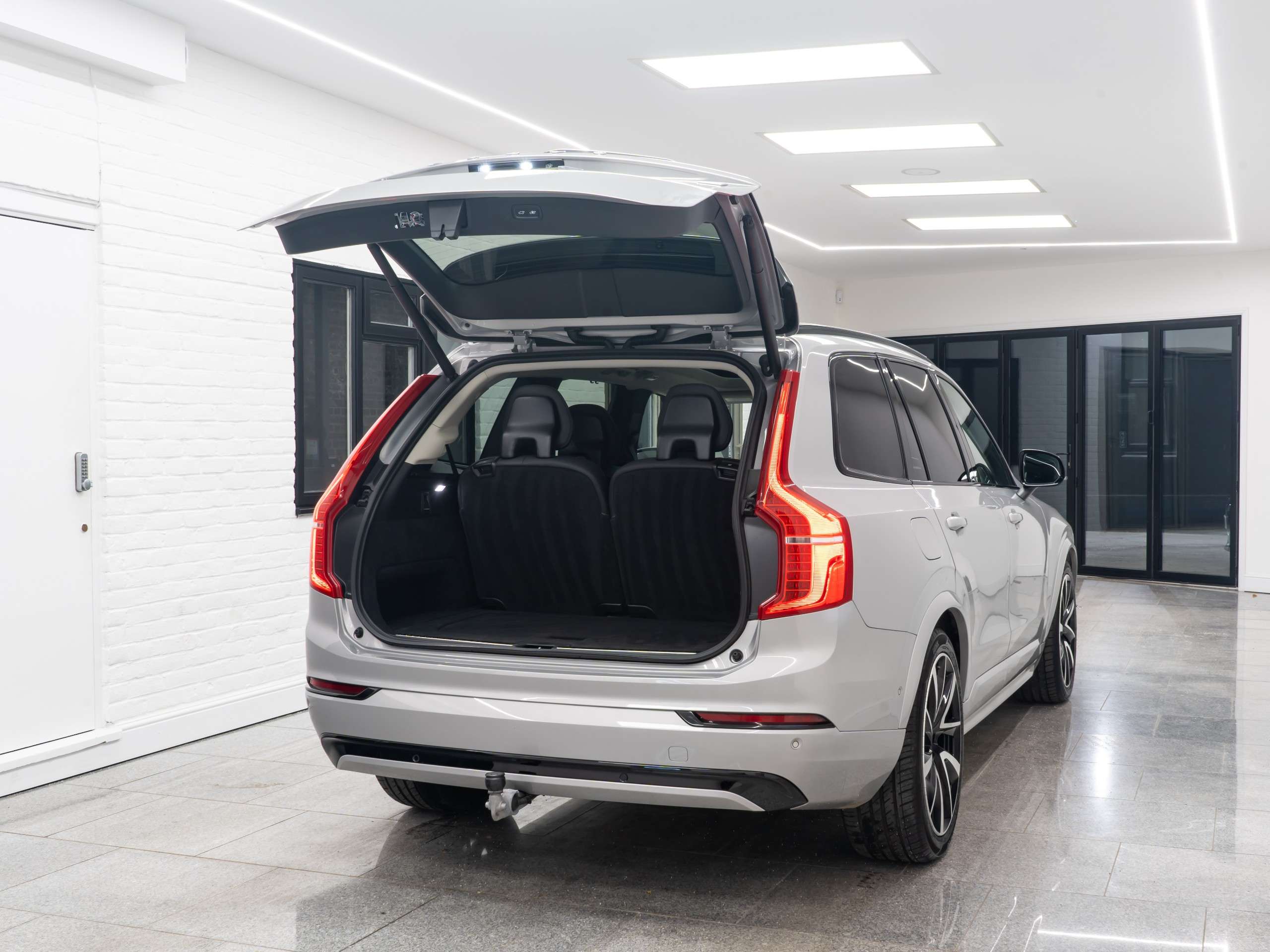 null VOLVO XC90 null VOLVO XC90