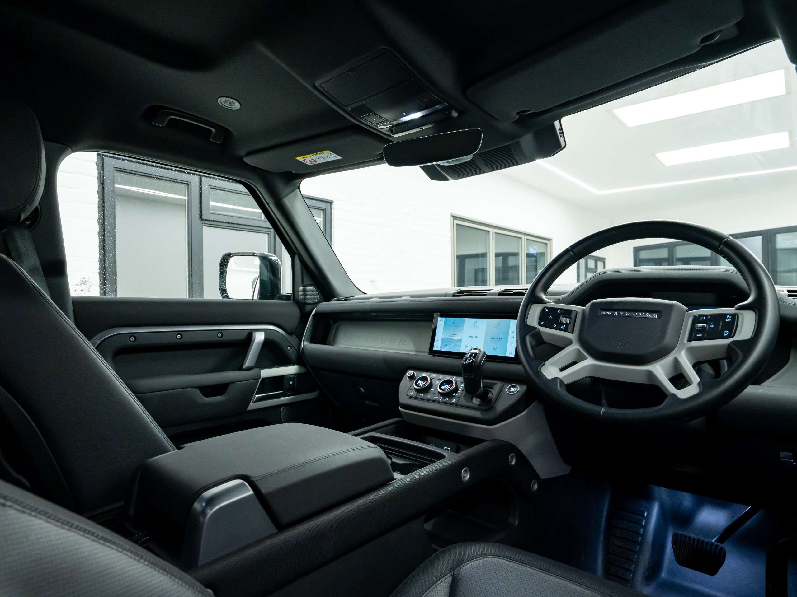 2022 LAND ROVER DEFENDER 110 2022 LAND ROVER DEFENDER 110