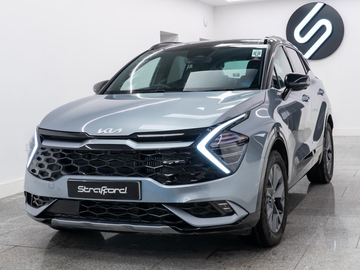 Check out this Kia Sportage 2023 Hybrid Electric Automatic