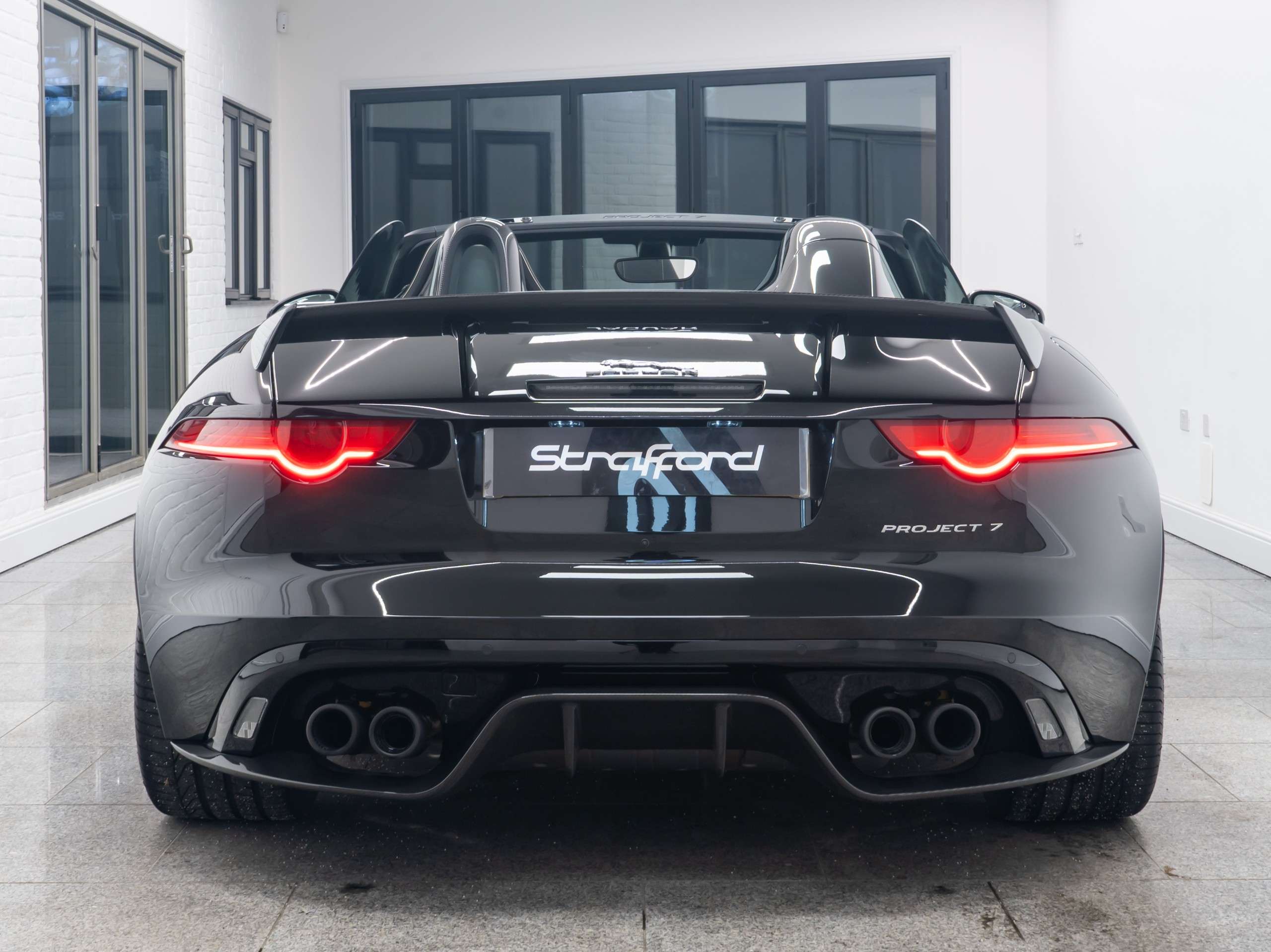 null JAGUAR F-TYPE null JAGUAR F-TYPE