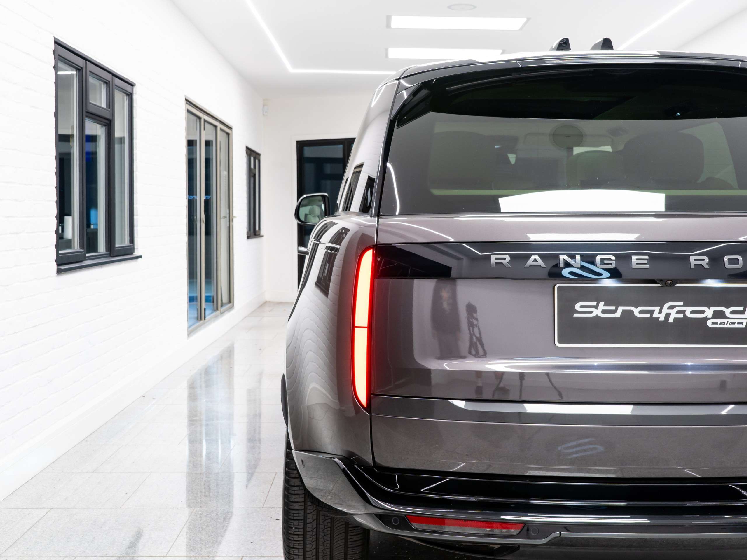 null LAND ROVER RANGE ROVER null LAND ROVER RANGE ROVER