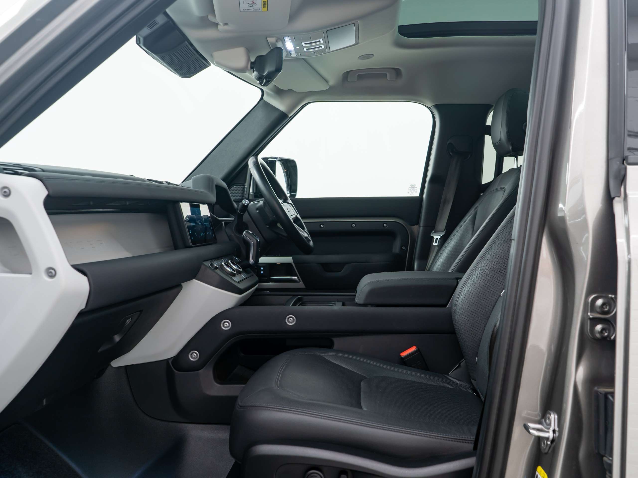 2022 LAND ROVER DEFENDER 110 2022 LAND ROVER DEFENDER 110