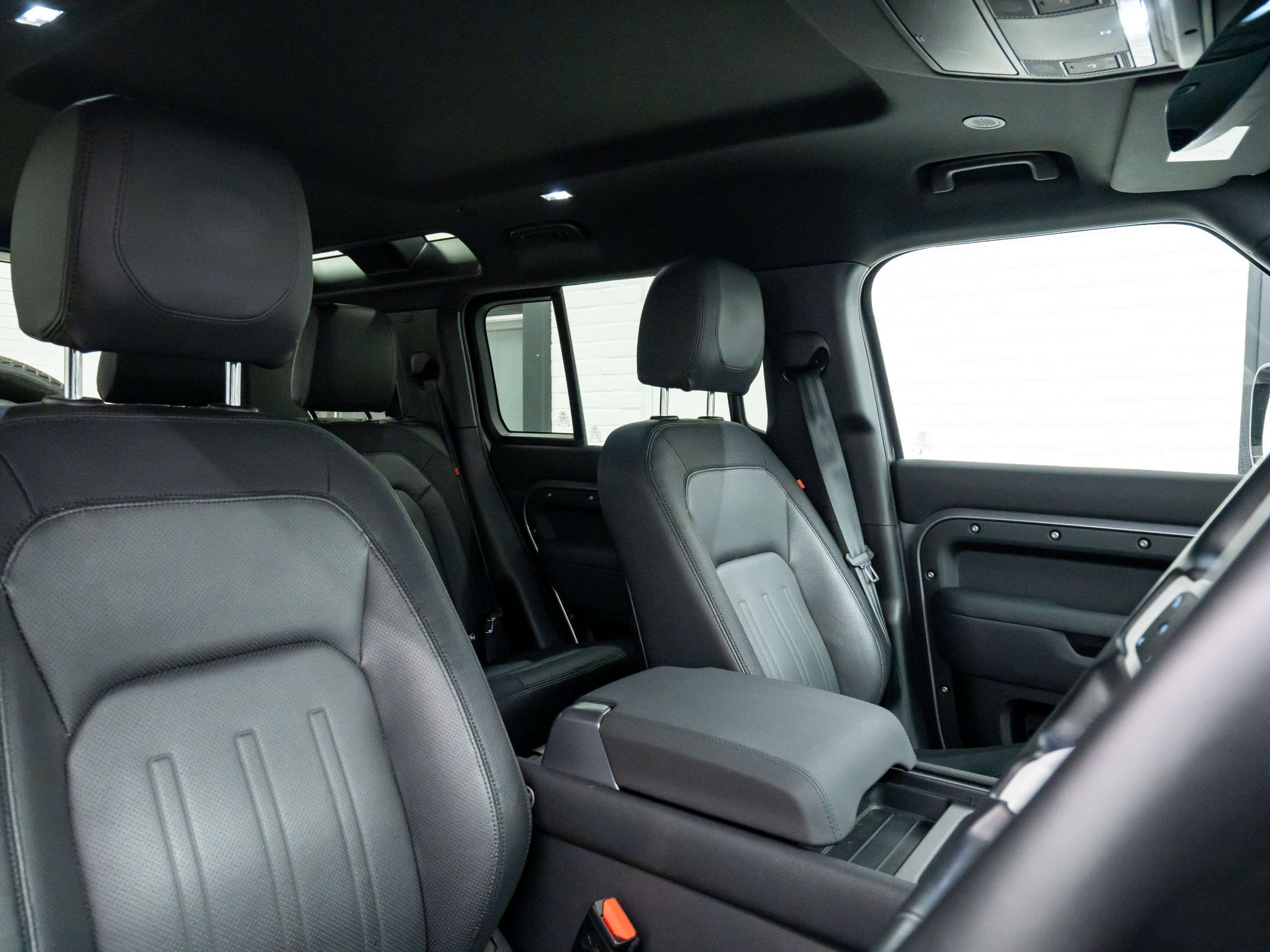 2022 LAND ROVER DEFENDER 110 2022 LAND ROVER DEFENDER 110