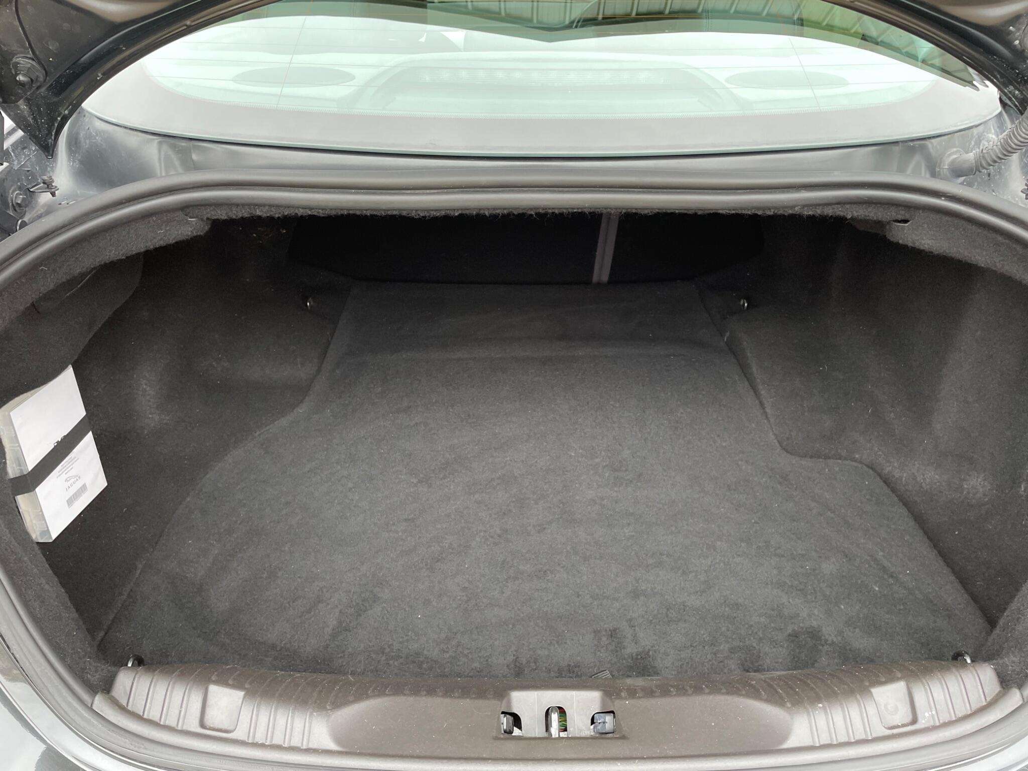 2010 JAGUAR XF 2010 JAGUAR XF