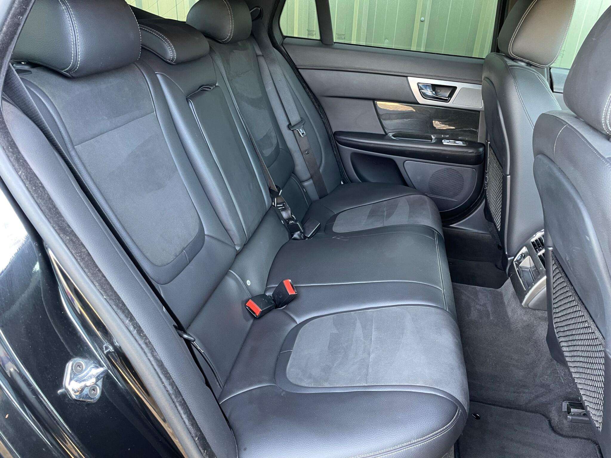 2014 JAGUAR XF 2014 JAGUAR XF