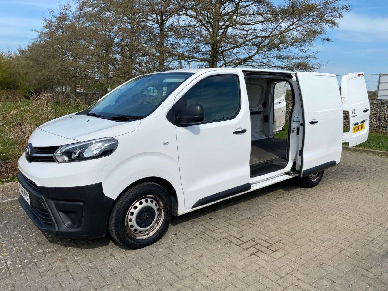 2018 TOYOTA PROACE 2018 TOYOTA PROACE