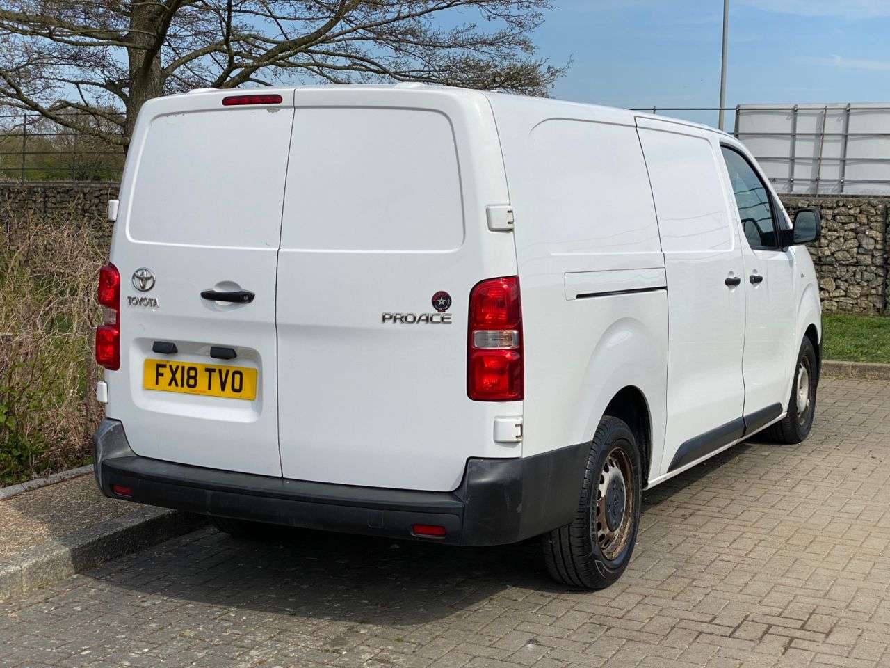 2018 TOYOTA PROACE 2018 TOYOTA PROACE