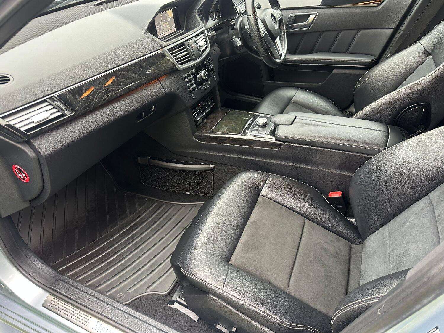 2012 MERCEDES-BENZ E CLASS 2012 MERCEDES-BENZ E CLASS