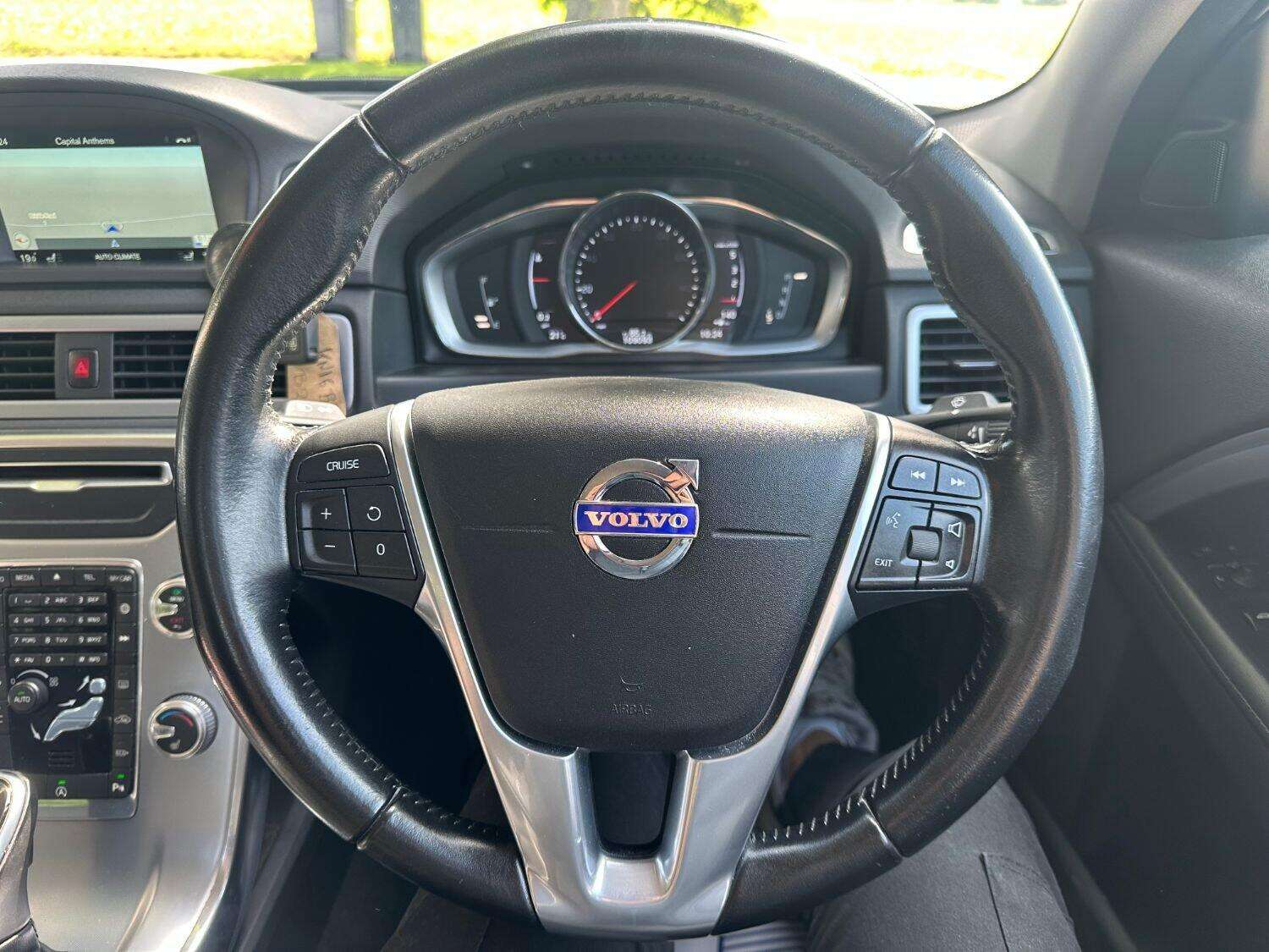 2016 VOLVO S80 2016 VOLVO S80