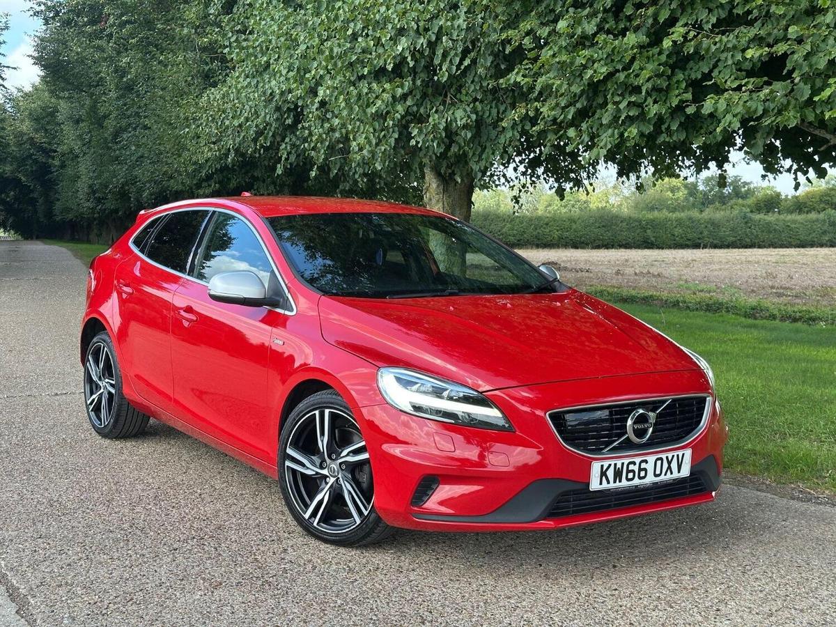 Check out this Volvo V40 2016 Diesel Automatic