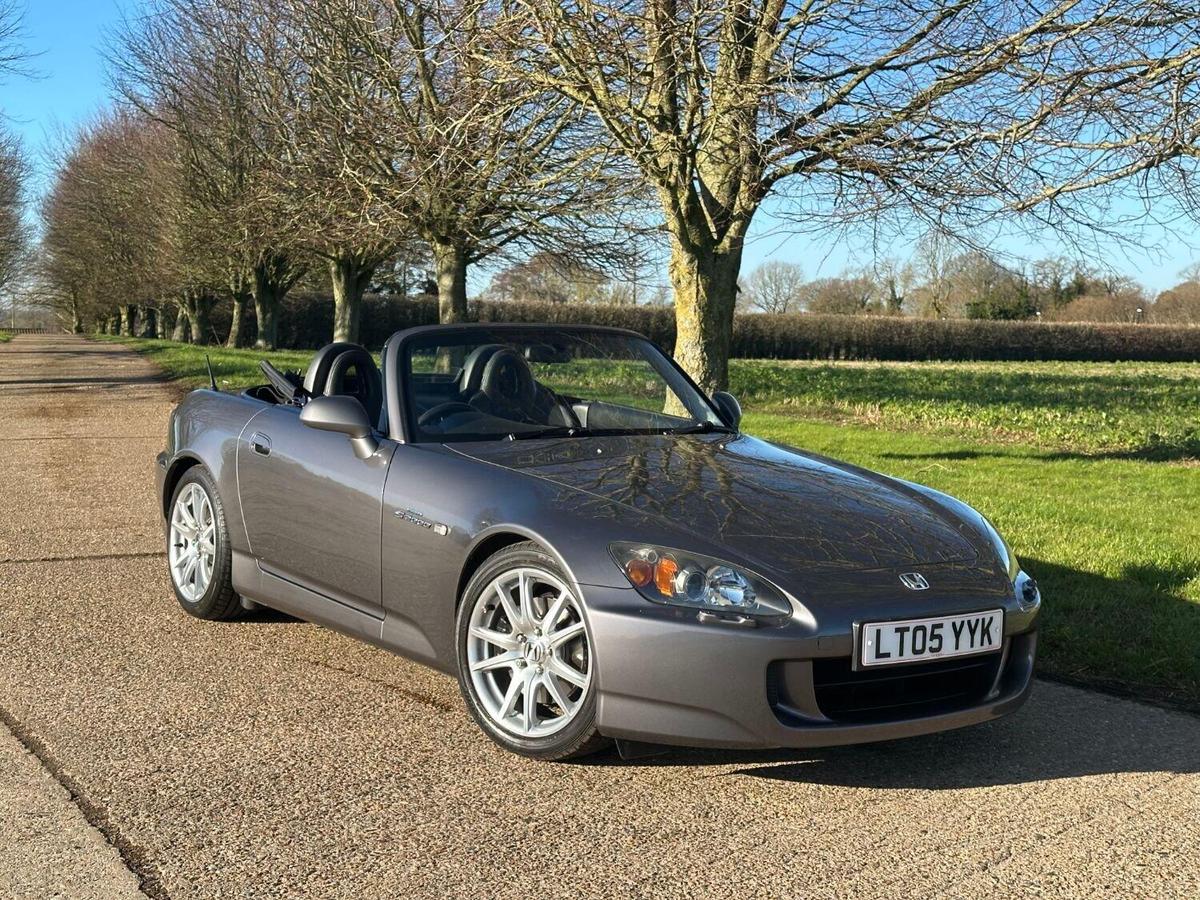 Check out this Honda S2000 2005 Petrol Manual