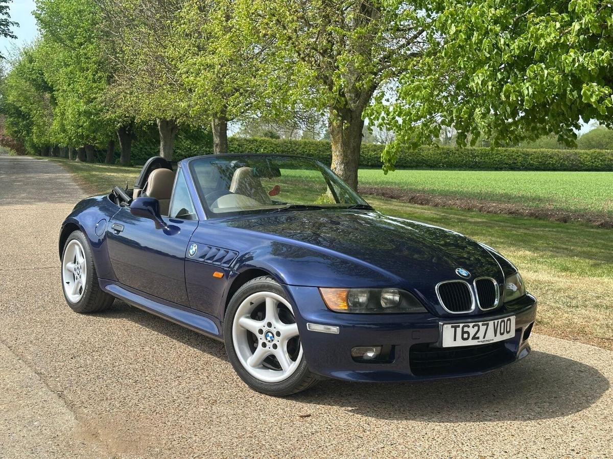 Check out this BMW Z3 1999 Petrol Manual