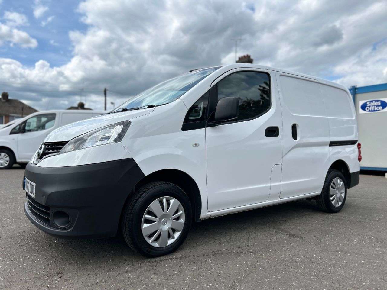 2017 NISSAN NV200 2017 NISSAN NV200