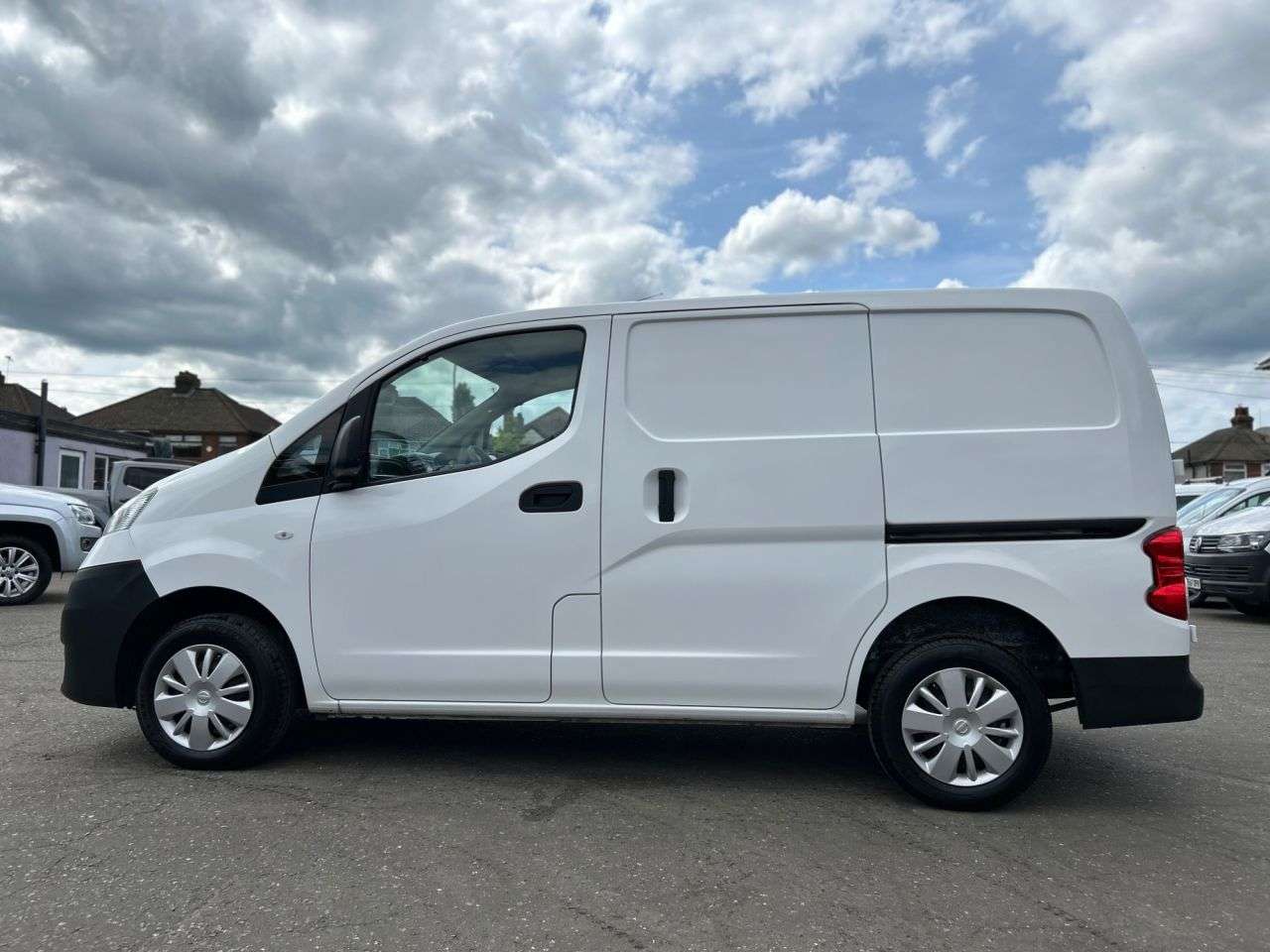 2017 NISSAN NV200 2017 NISSAN NV200