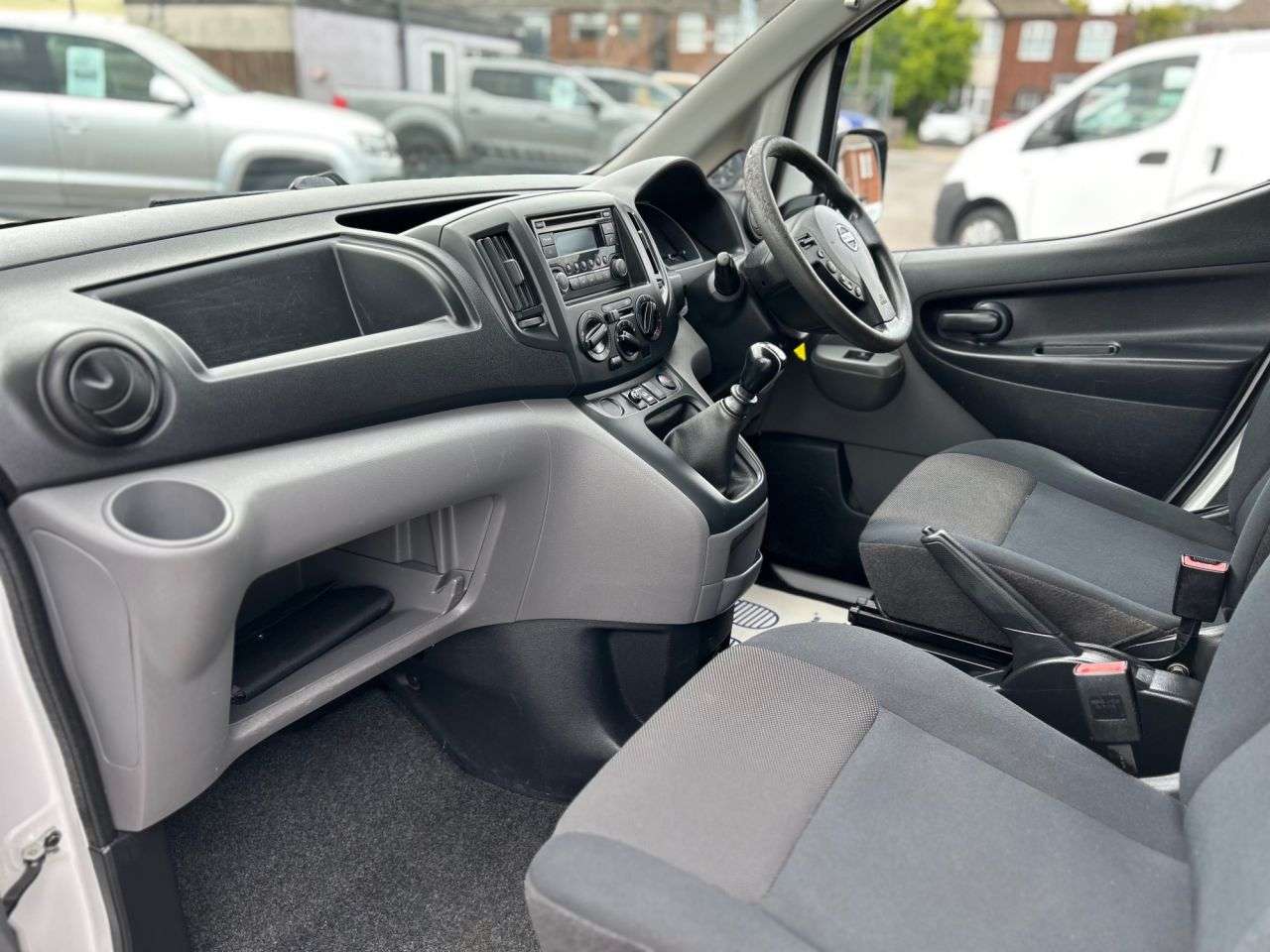 2017 NISSAN NV200 2017 NISSAN NV200