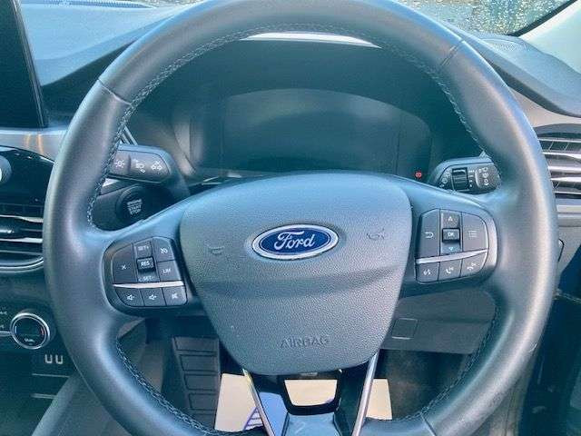 2022 FORD KUGA 2022 FORD KUGA
