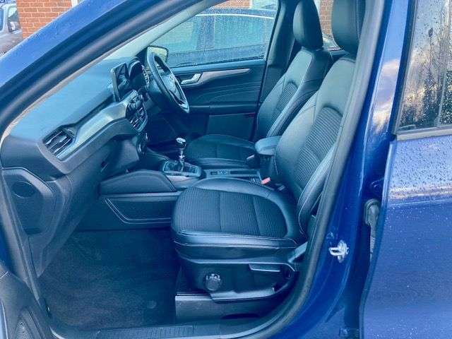 2022 FORD KUGA 2022 FORD KUGA