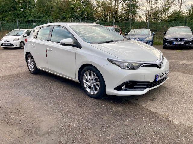 Check out this Toyota Auris 2016 Diesel Manual