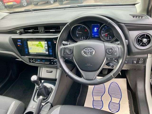 2016 TOYOTA AURIS 2016 TOYOTA AURIS
