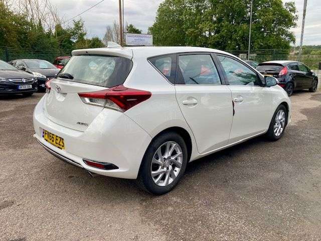 2016 TOYOTA AURIS 2016 TOYOTA AURIS