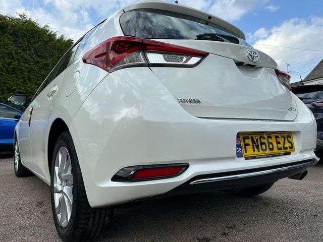 2016 TOYOTA AURIS 2016 TOYOTA AURIS