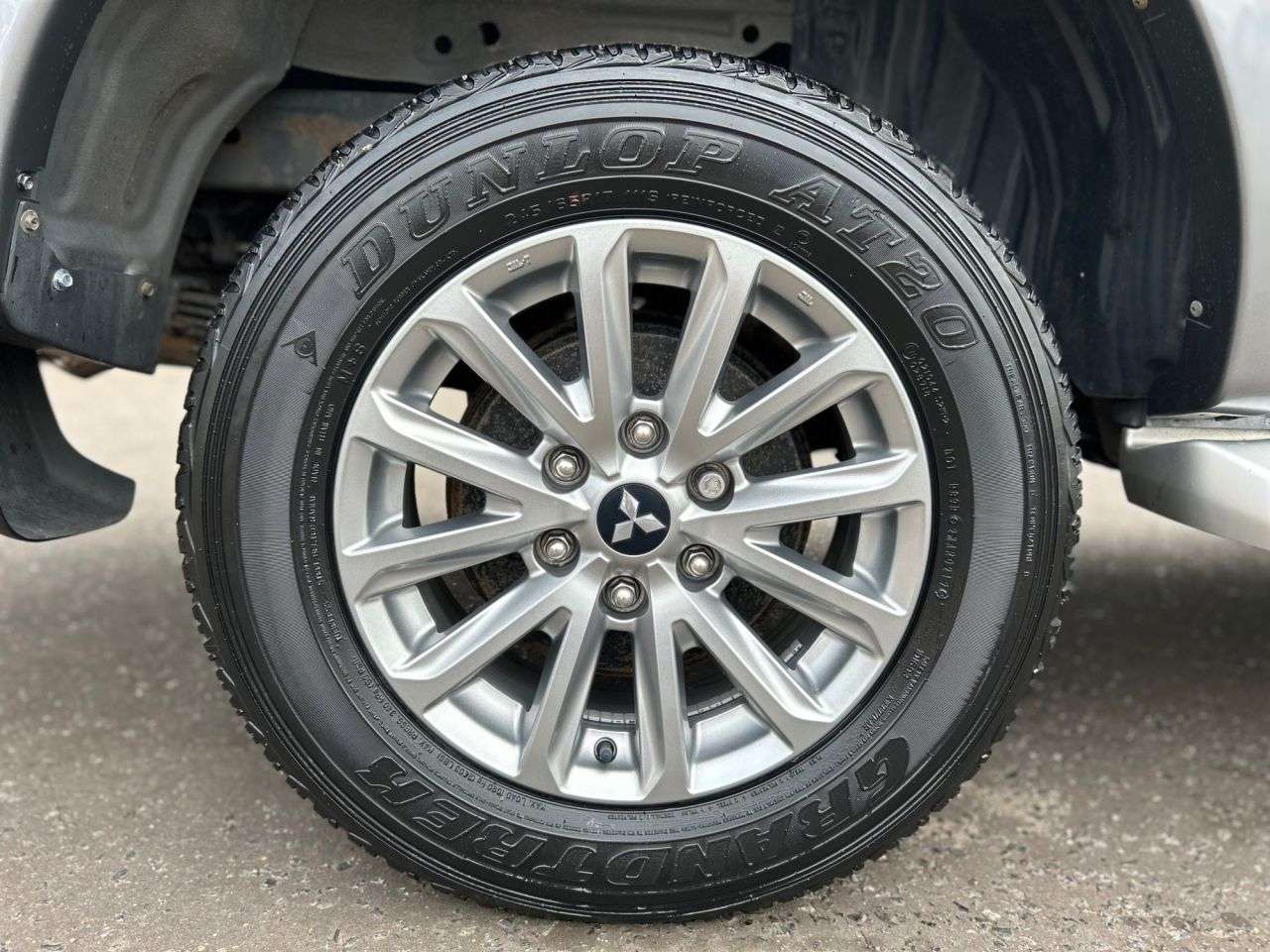 2019 MITSUBISHI L200 2019 MITSUBISHI L200