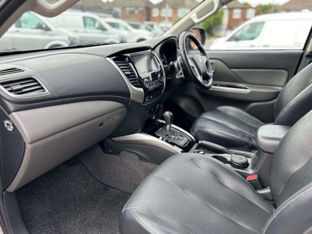 2019 MITSUBISHI L200 2019 MITSUBISHI L200