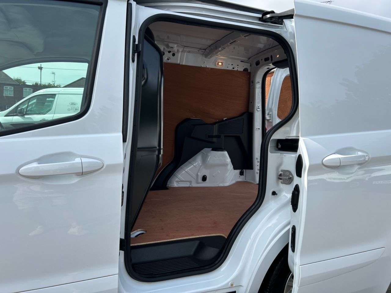 2020 FORD TRANSIT COURIER 2020 FORD TRANSIT COURIER