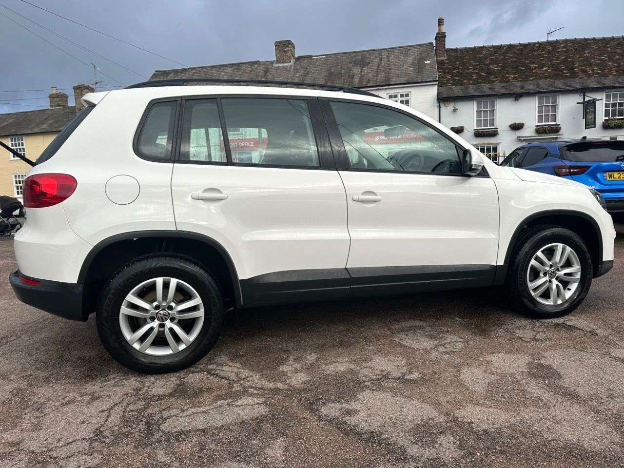 2012 VOLKSWAGEN TIGUAN 2012 VOLKSWAGEN TIGUAN