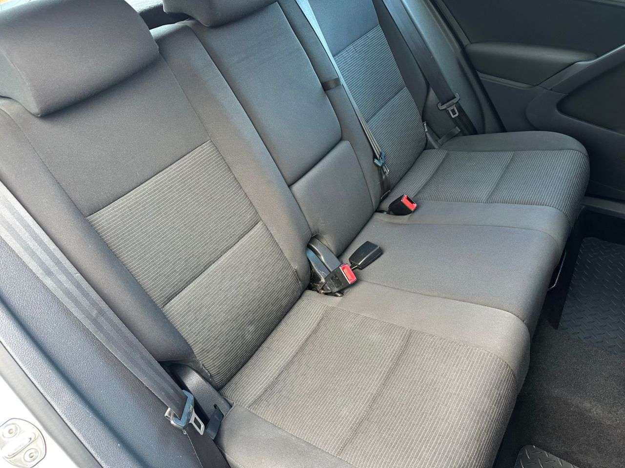 2012 VOLKSWAGEN TIGUAN 2012 VOLKSWAGEN TIGUAN