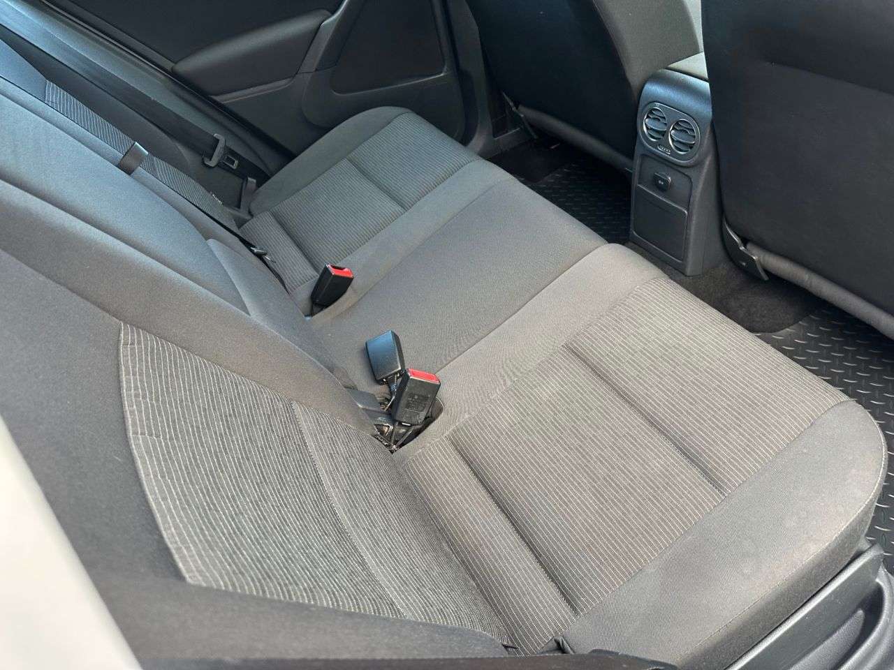 2012 VOLKSWAGEN TIGUAN 2012 VOLKSWAGEN TIGUAN