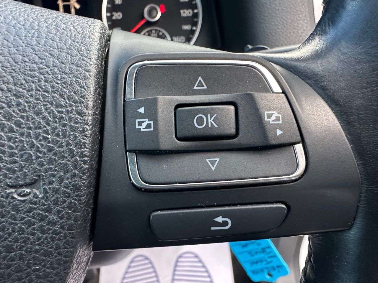 2012 VOLKSWAGEN TIGUAN 2012 VOLKSWAGEN TIGUAN