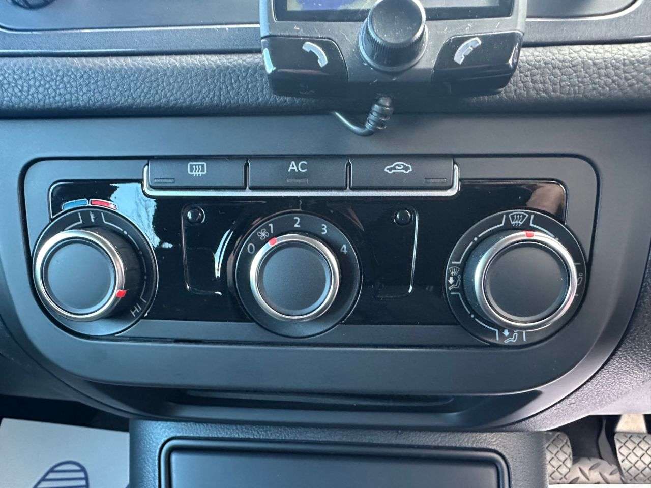 2012 VOLKSWAGEN TIGUAN 2012 VOLKSWAGEN TIGUAN