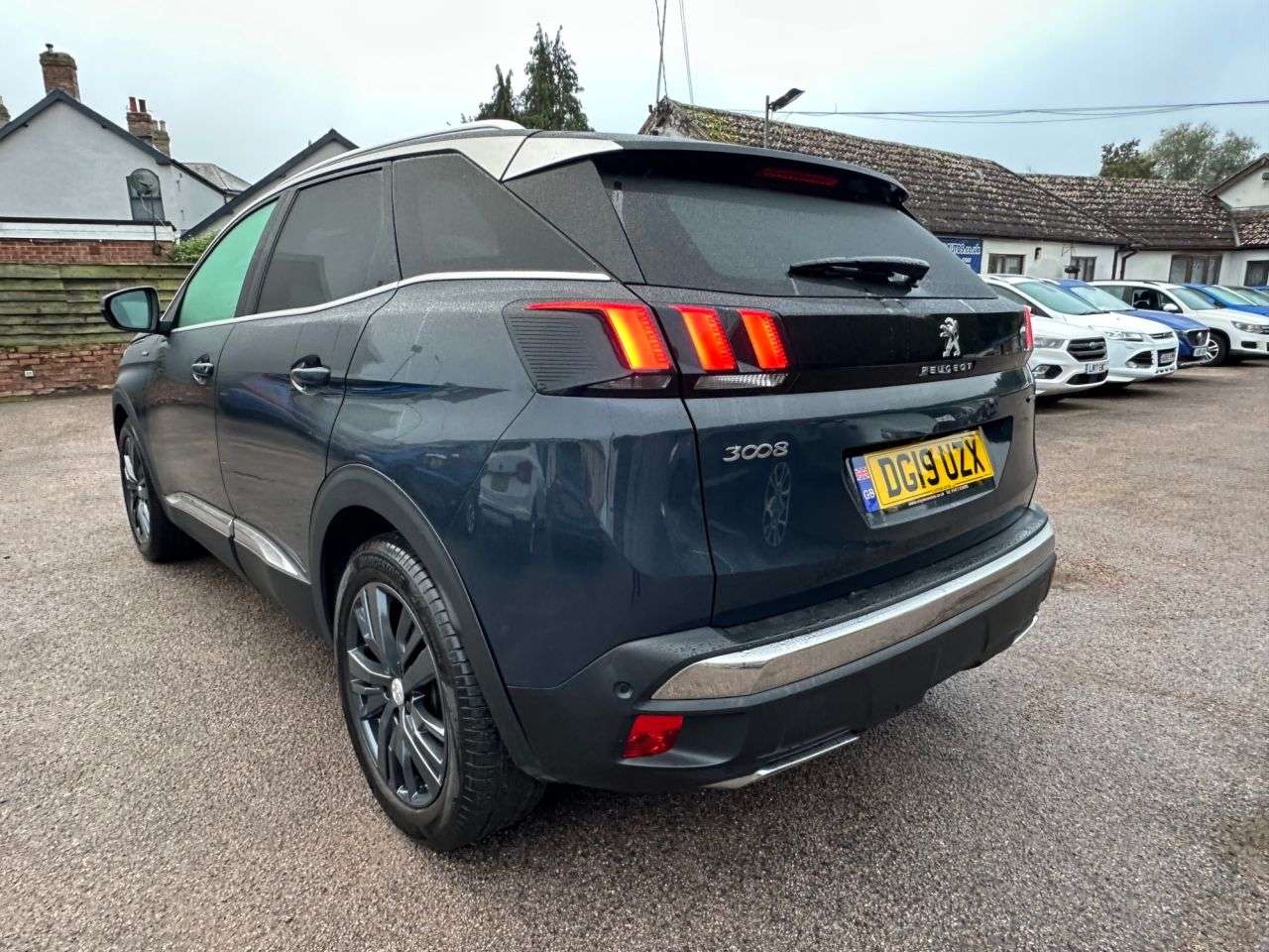 2019 PEUGEOT 3008 2019 PEUGEOT 3008