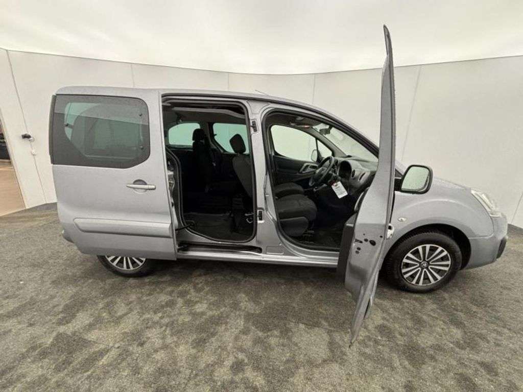 2017 PEUGEOT PARTNER TEPEE 2017 PEUGEOT PARTNER TEPEE