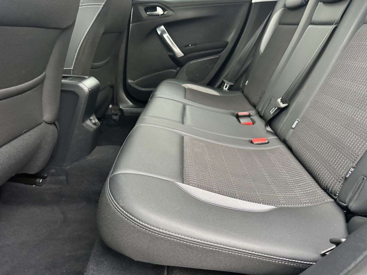 2019 PEUGEOT 2008 2019 PEUGEOT 2008