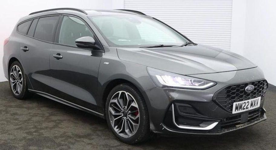 Check out this Ford Focus 2022 Petrol Manual
