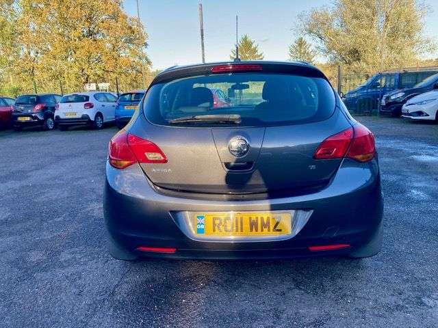 2011 VAUXHALL ASTRA 2011 VAUXHALL ASTRA