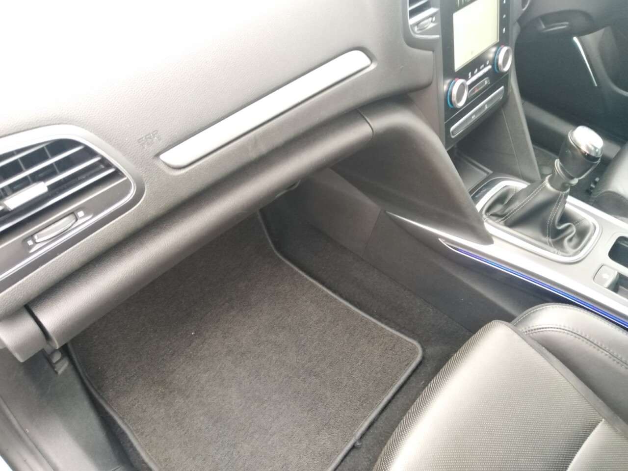 2017 RENAULT MEGANE 2017 RENAULT MEGANE