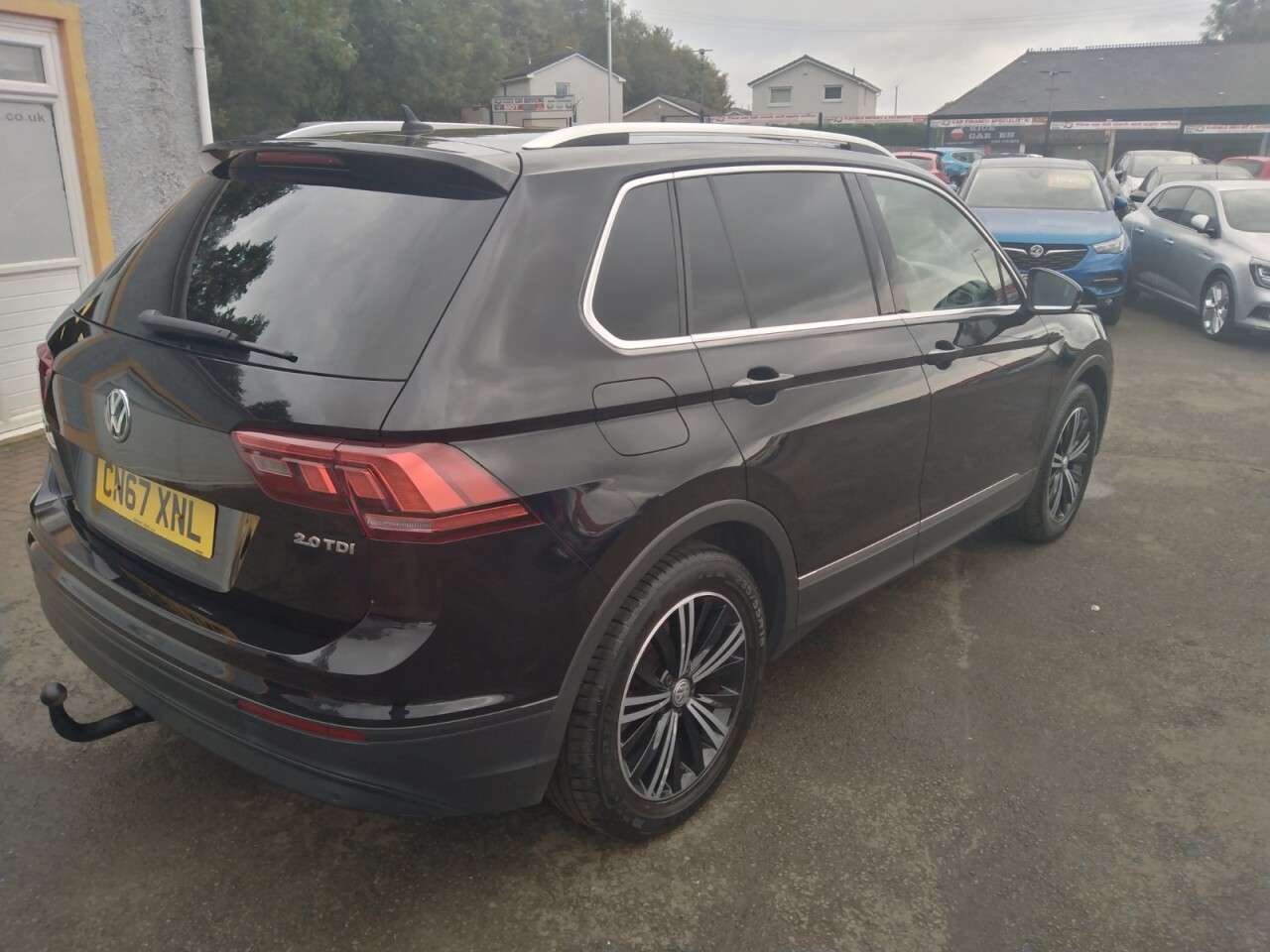 2017 VOLKSWAGEN TIGUAN 2017 VOLKSWAGEN TIGUAN