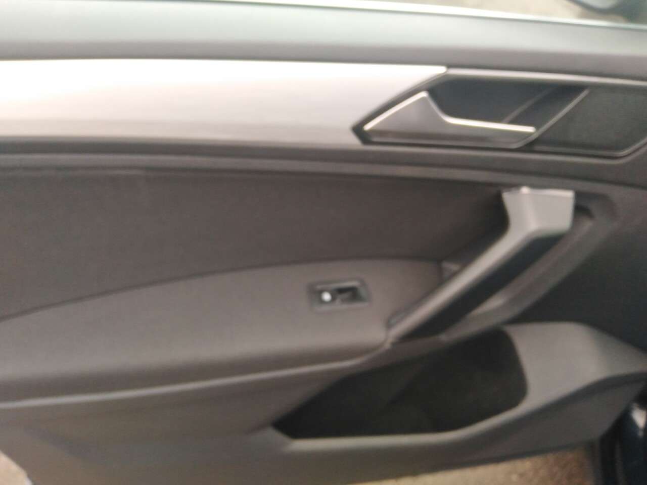 2017 VOLKSWAGEN TIGUAN 2017 VOLKSWAGEN TIGUAN