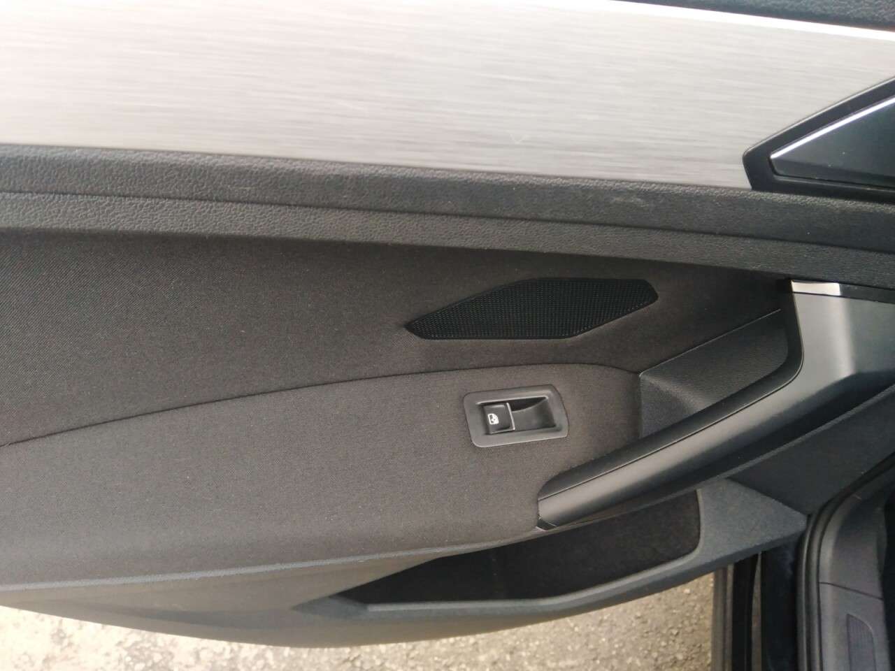 2017 VOLKSWAGEN TIGUAN 2017 VOLKSWAGEN TIGUAN